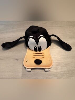 Disney Parks Exclusive Adult Sized Goofy Hat Cap vintage Kidcore Disneyana Vtg